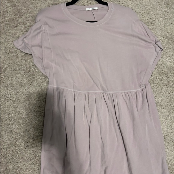 3/$15 Pale blush très bien shirt - Picture 2 of 3